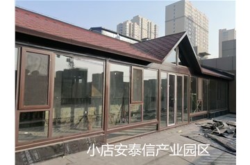 太原鋒登鋼結(jié)構(gòu)陽(yáng)光房和玻璃陽(yáng)光房的區(qū)別